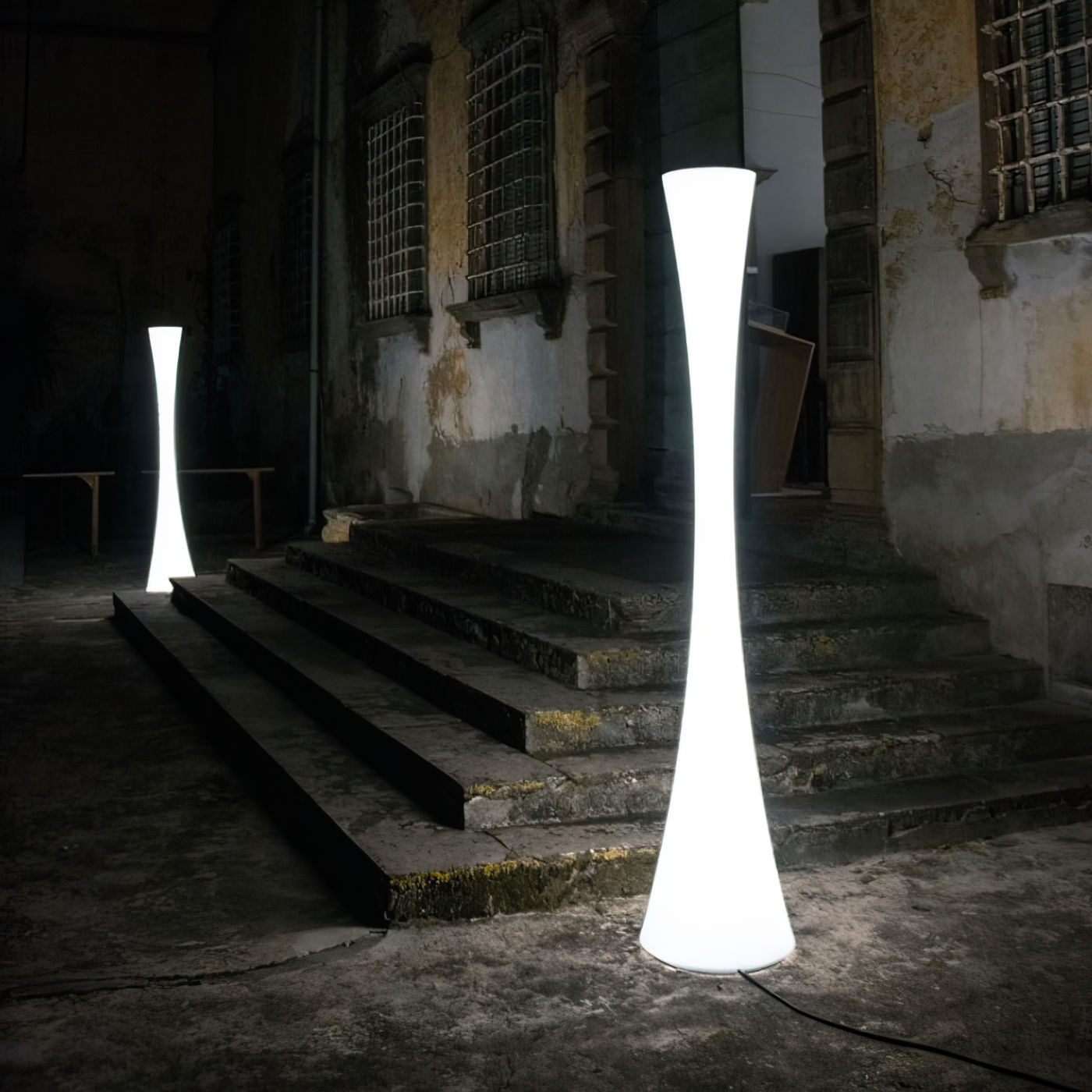 Martinelli Biconica RGB Color Lampada da terra