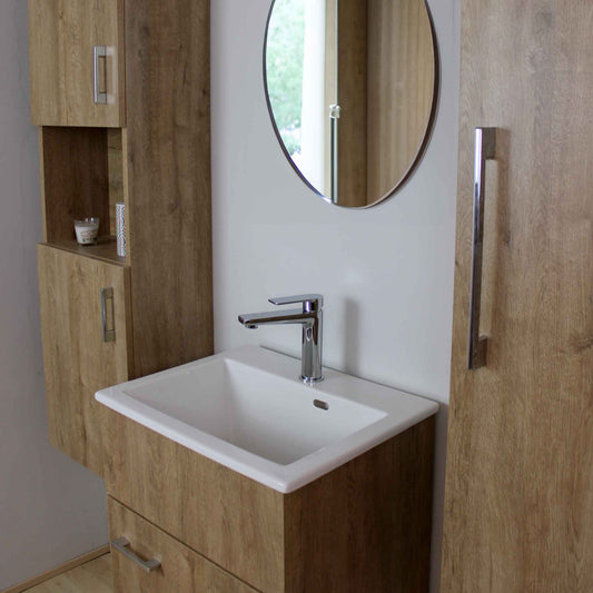 Mobile in melaminico spessore 18 mm con ante e piedini, predisposto per installazione lavatoio in ceramica Rio 50x40.  Disponibile in 4 finiture