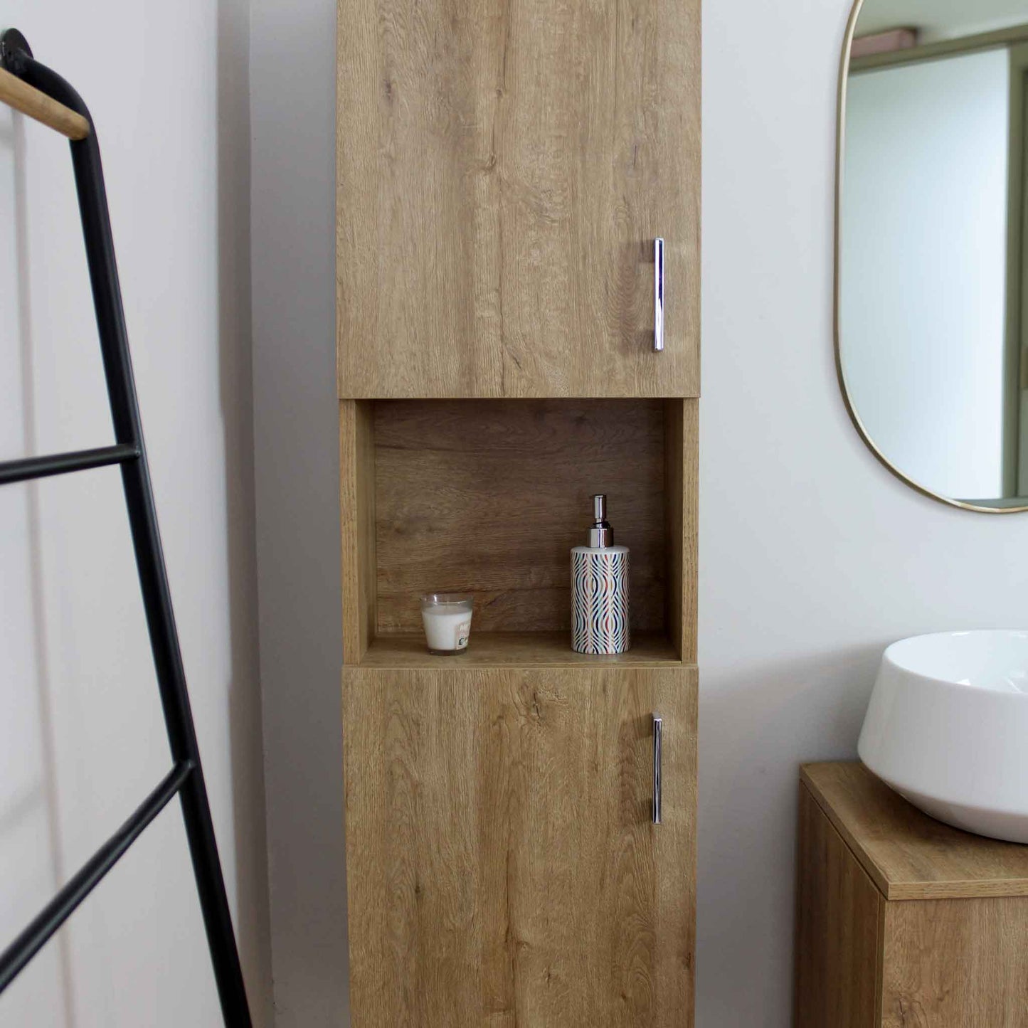 Serie Alma mobili bagno e lavanderia