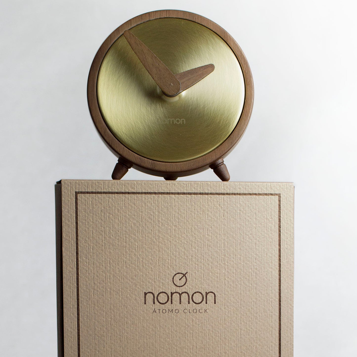 Nomon con confezione