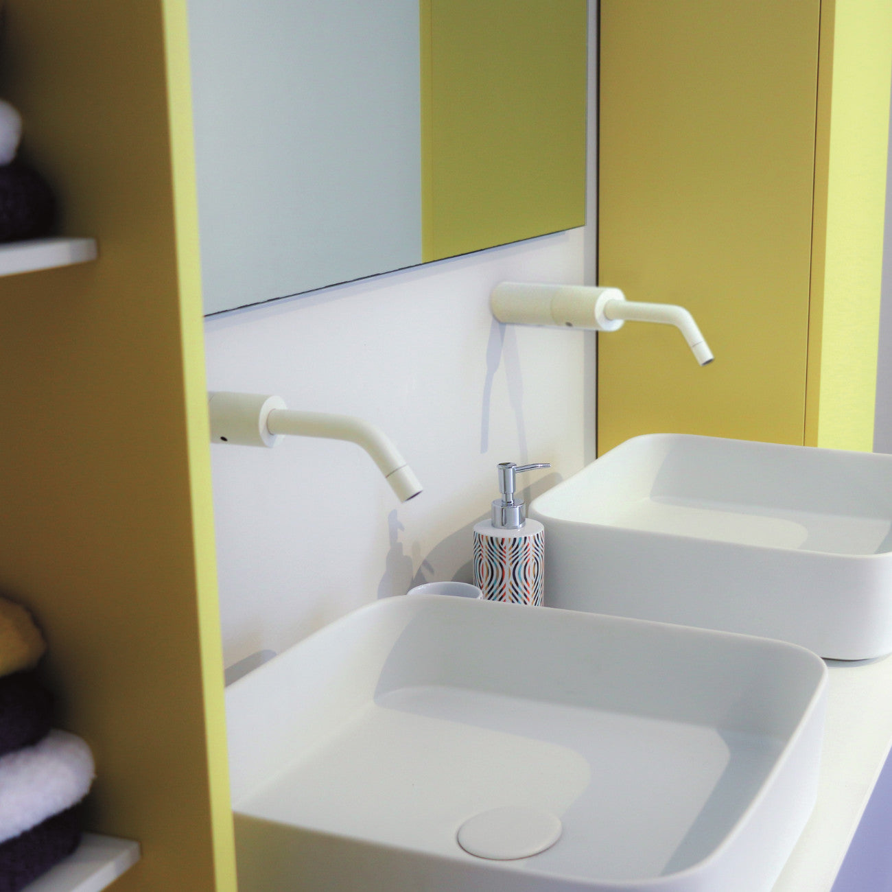 Serie Kolors - Mobile sospeso 120 cm con cassettone estraibile